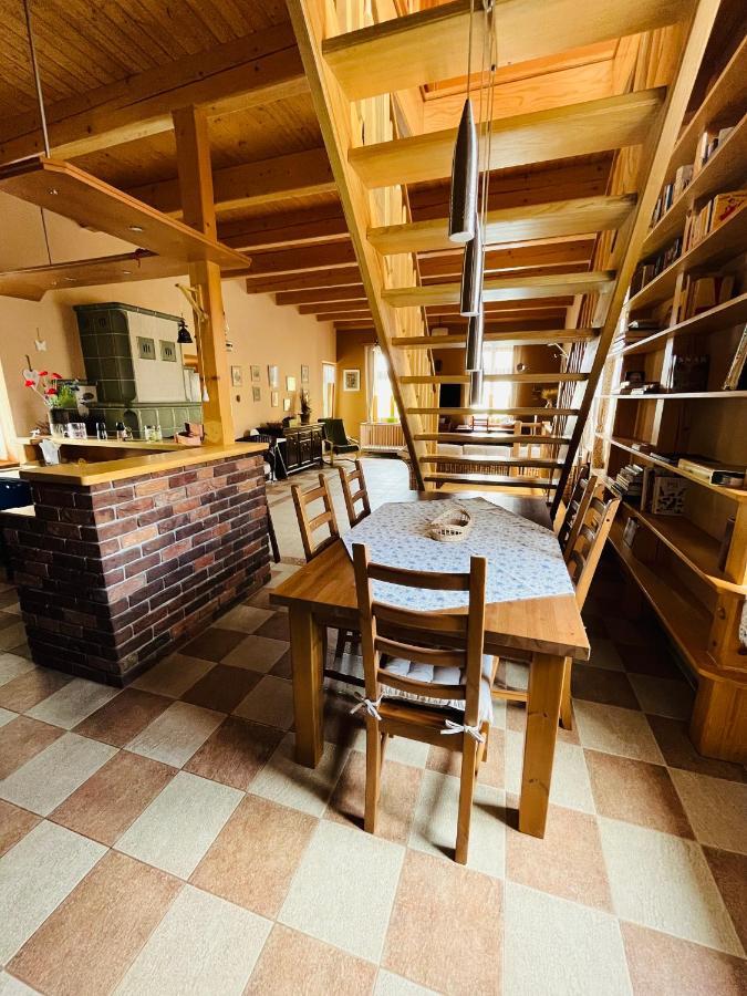 Apartman U Smrku Dvur Králové nad Labem Exterior foto